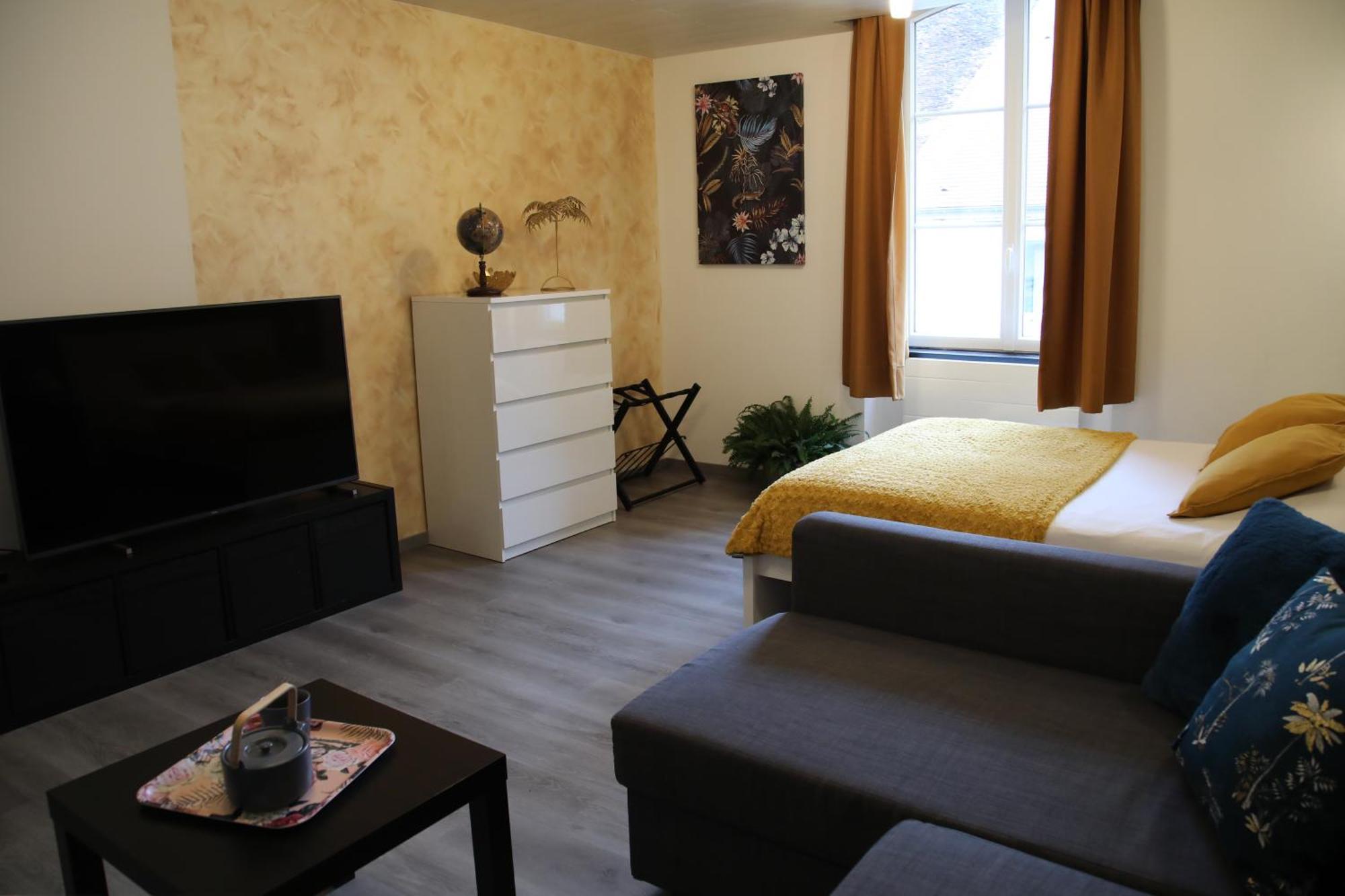 L'Atelier 57 - Votre Meuble Authentique ! Apartment Arbois Exterior foto