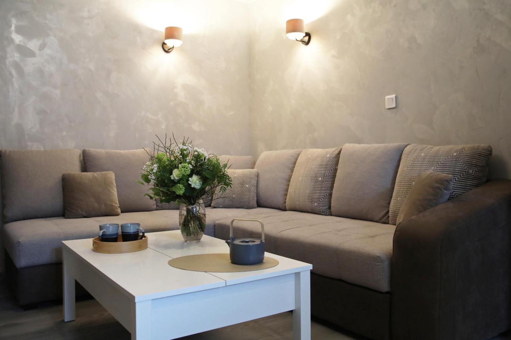 L'Atelier 57 - Votre Meuble Authentique ! Apartment Arbois Exterior foto